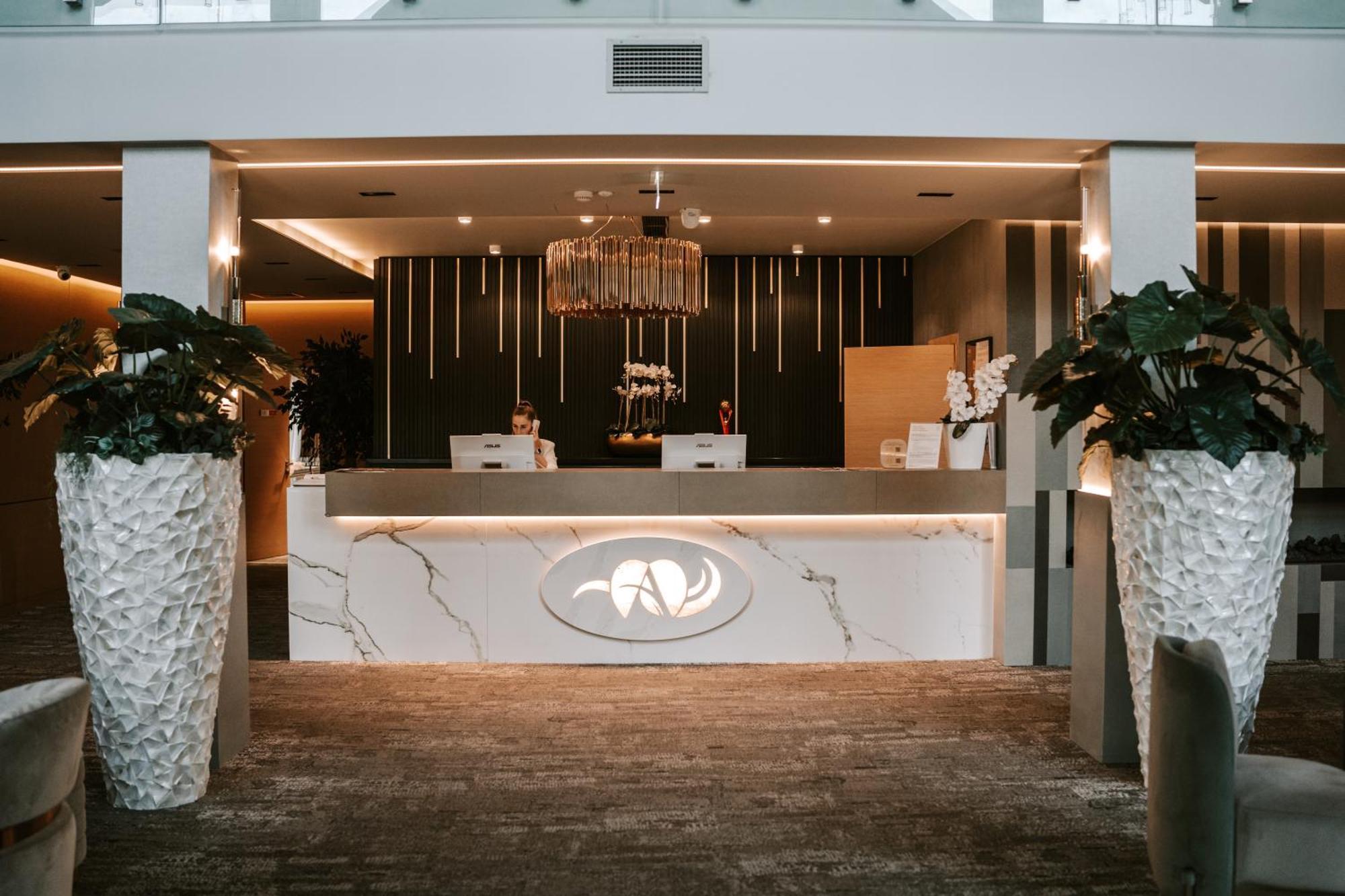 Avalon Resort & Spa Miskolc Eksteriør bilde
